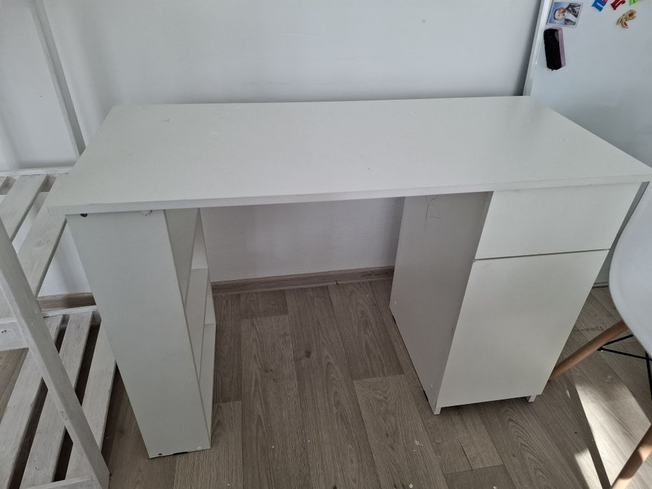 Продам письменный стол