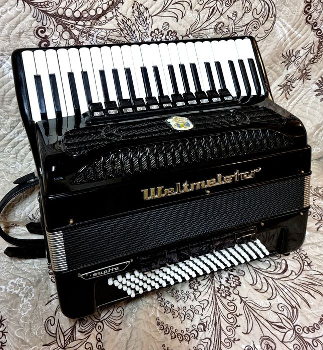 Acordeon Weltmeister Supita seria 11000