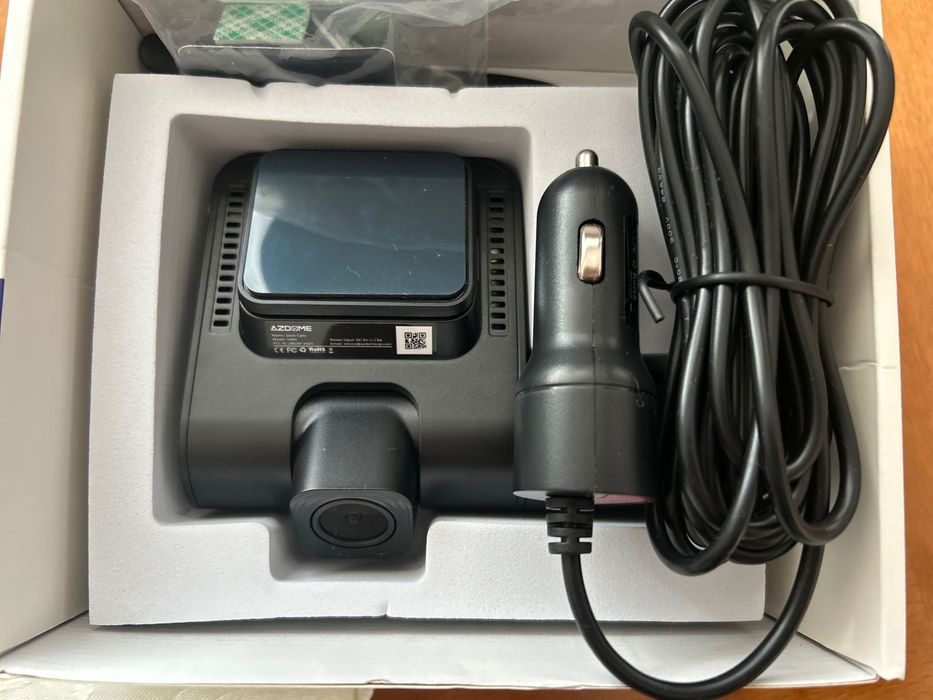 Автомобилна камера AZDOME V600 — НОВА!
