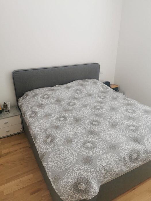 Комплект мебели - спалня с две нощни шкафчета, маса и ТВ шкаф