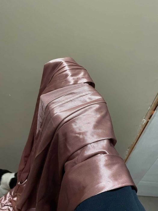 НОВА сатенена РОКЛЯ - пепел от рози размер S