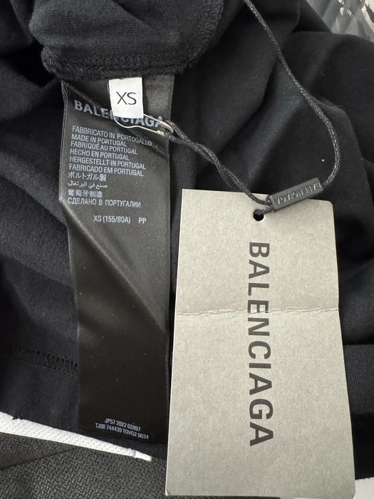 Balenciaga Free styling tips