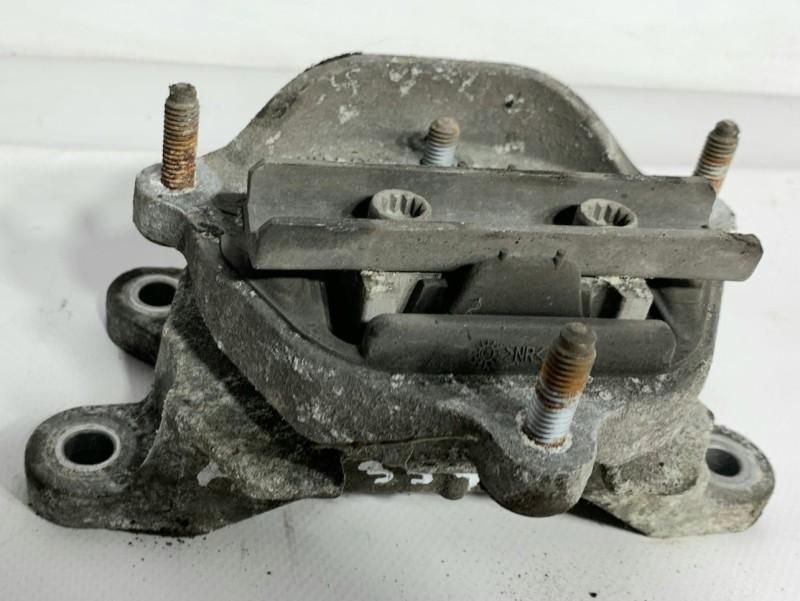 Tampon cutie viteze Audi A8 (2009-2017) [4H] D4 2.0 3.0 tdi 8K0399151