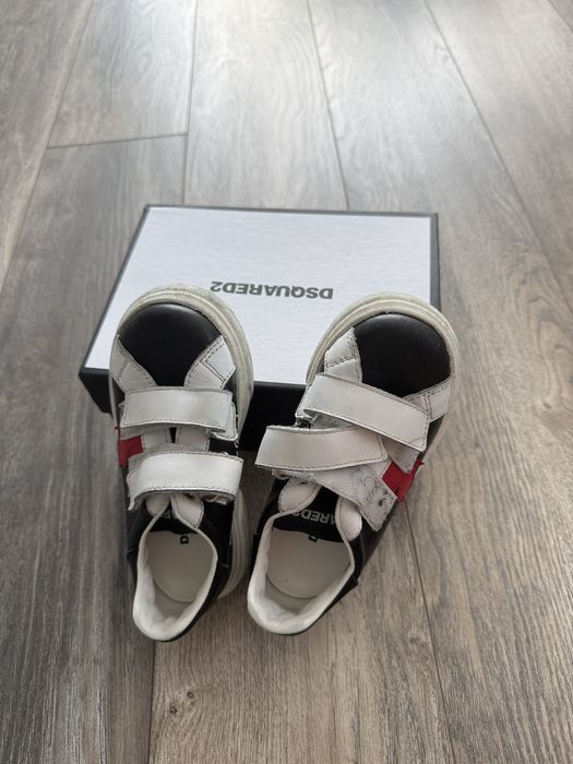 Детски обувки  UGG  dsqared polo Burberry Dsquared Karl Legerfel