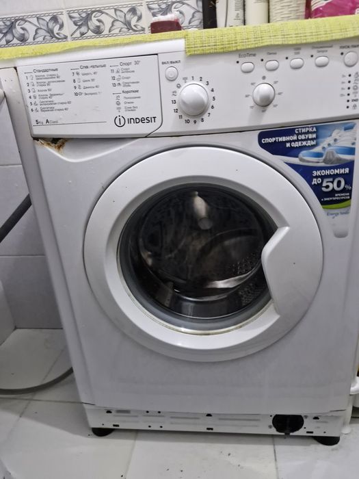Стиральная машина Indesit 5 кг