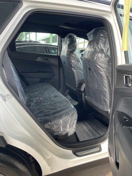 Kia Sportage  X-Line Full 2litrlini 2023 yil 20.000 yurgan