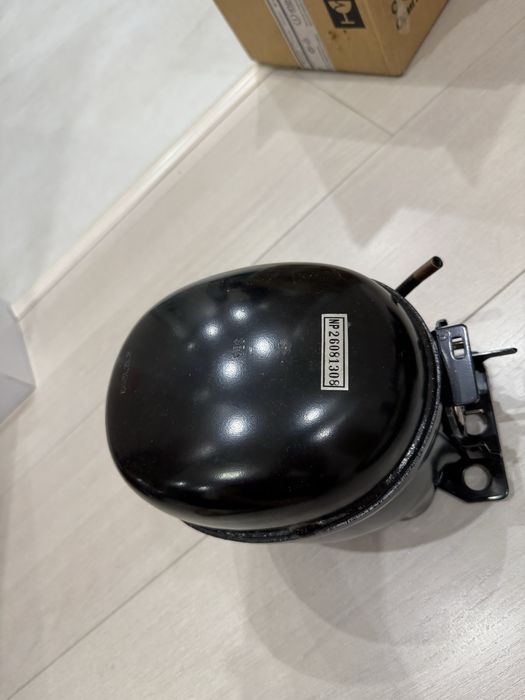 Мотор холодильника indesit