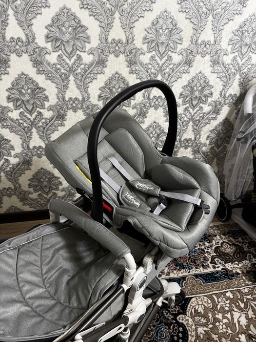 Коляска детская новая