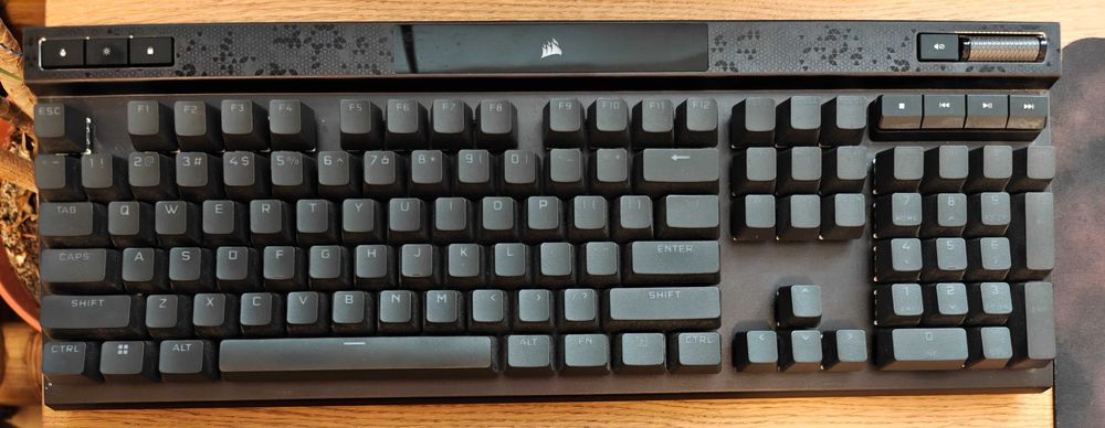 Tastatura Corsair K70 MAX hall effect magnetic 8k rgb