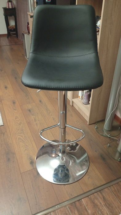 Scaun bar tapiterie neagra