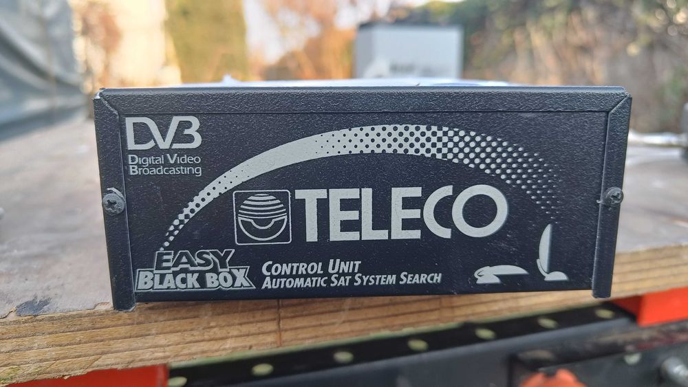 Antena satelit automata marca Teleco Magic Sat