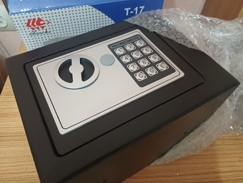 Сейф для дома и офиса