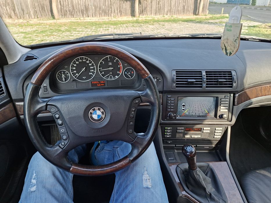 Bmw 520d  intretinut