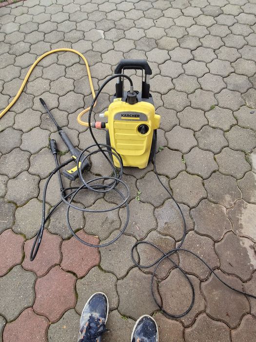 Aparat de spălat cu presiune karcher k 4 compact