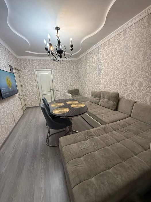 Продам шикарная 2 комнатная квартира Юнусабад 13 квартал