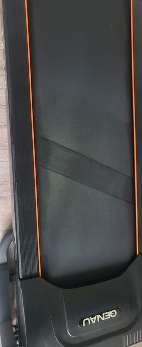 Продам беговую дорожку