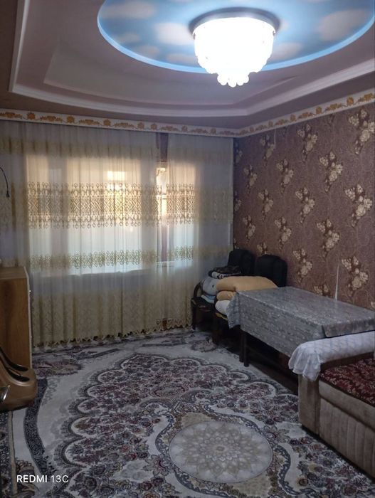 Yunusobod 17 mavze 2/5/5 (61²) sotiladi