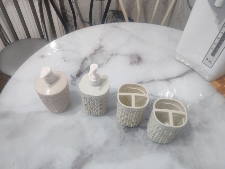 Набор для ванны.             .