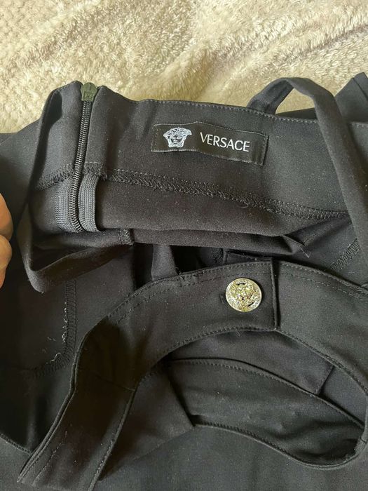 Елегантна рокля Versace