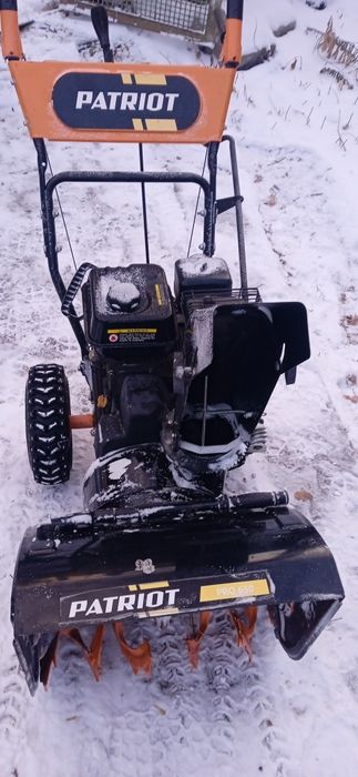 Снегоуборочная машина