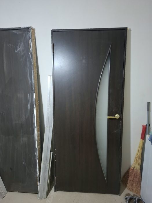 Продам двери 80ки