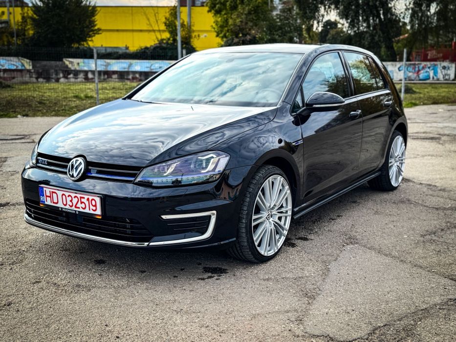 VW Golf GTE Hybrid