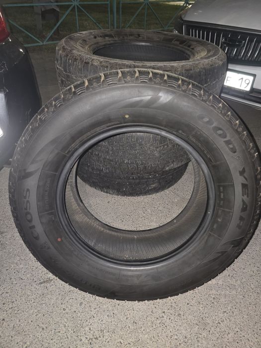Goodyear ultragrip cross