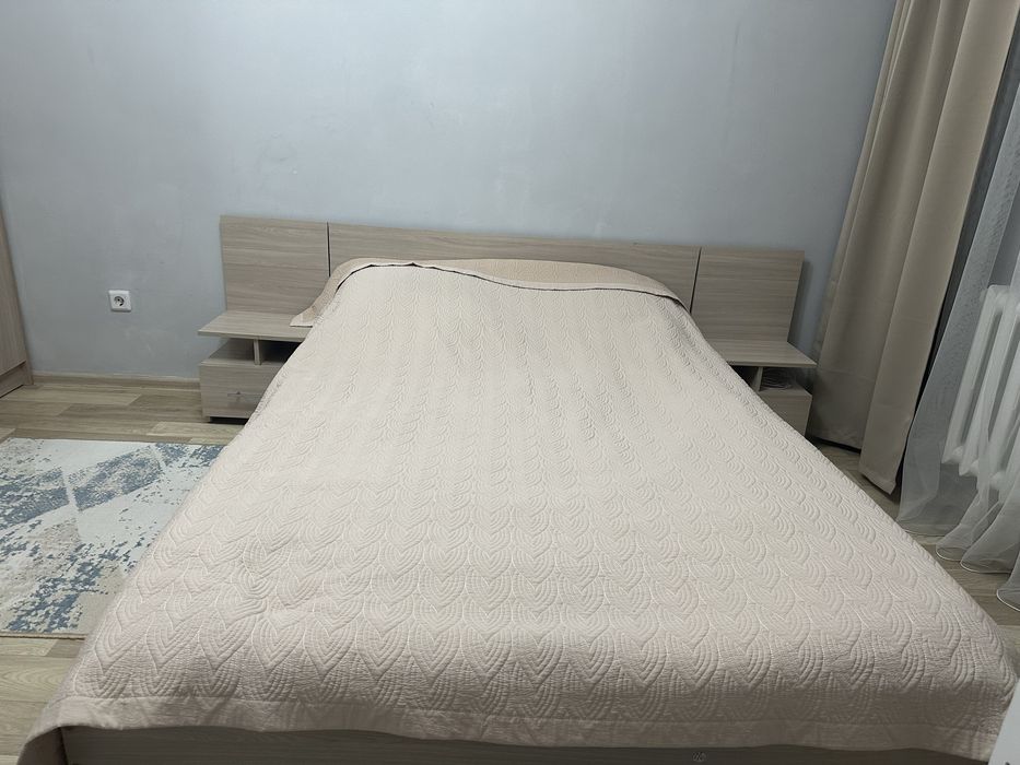 Продам двухспальную кровать