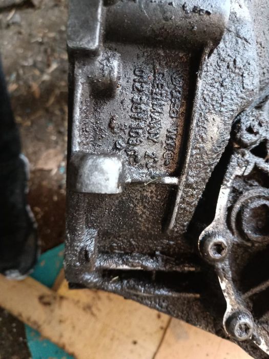 Продам коробку на ауди