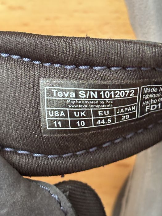 Sandale Teva Terra Fi Lite Leather , masura 44,5, piele intoarsa, stare foarte buna