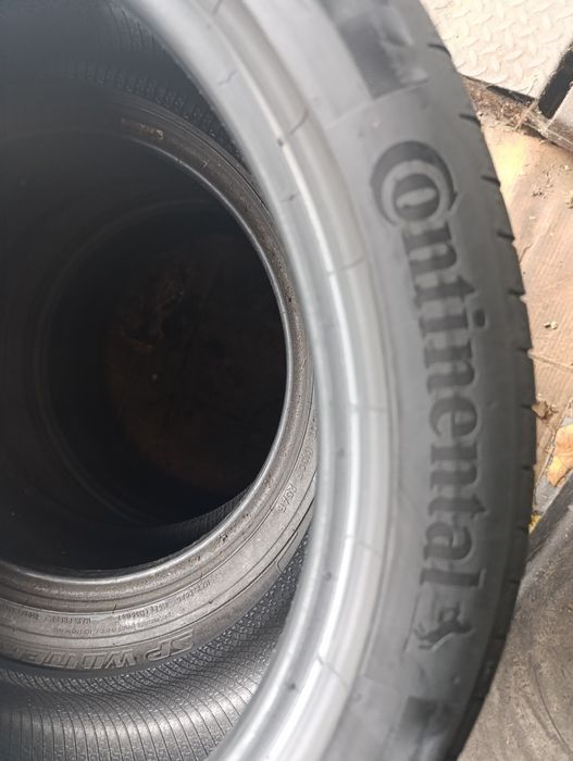 Anvelope de vara 235 40 19 Continental