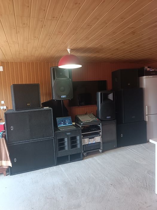 Închiriez stație,sonorizare  formație s-au dj..