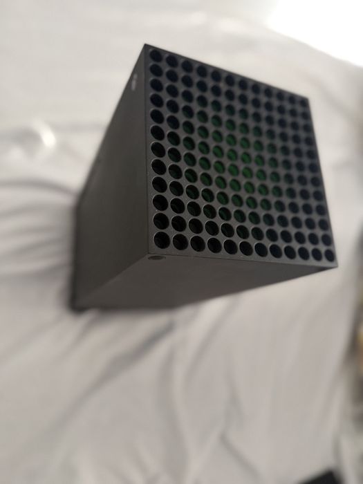 xbox series x (5 jocuri+card memorie)