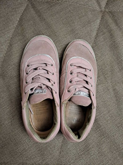 Кроссовки Geox кожанные 32 ра9мер