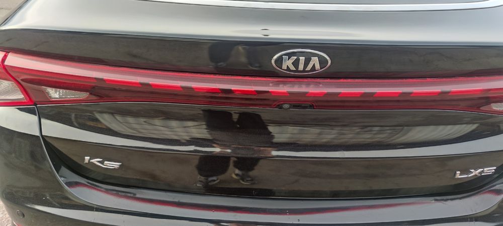 Kia K5 2021 черная