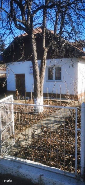 Casa de vânzare / Goranu - DN