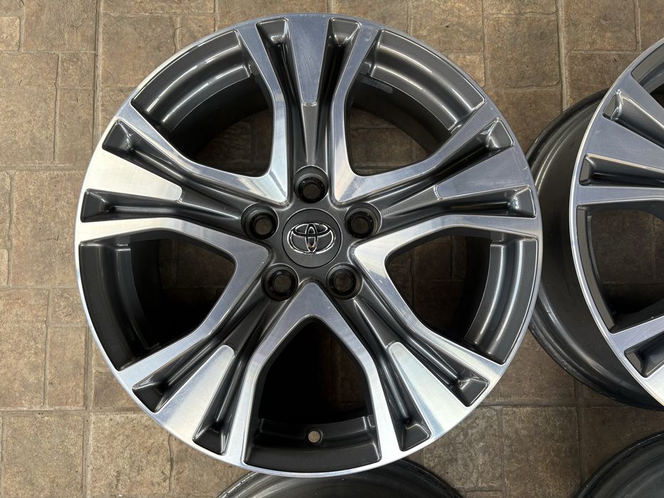 Оригинални джанти Toyota RAV 4 / Тойота 17" 5х114.3