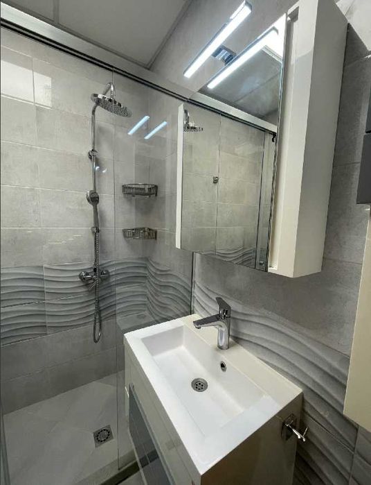 Дава се под наем Двустаен апартамент в София, Зона Б-18 - 65 кв.м за 548.25 € - Снимка #8