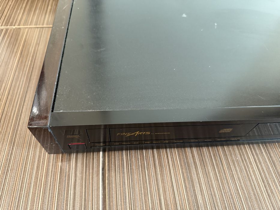 Fine Arts CD9000 Качествен CD plaeyr