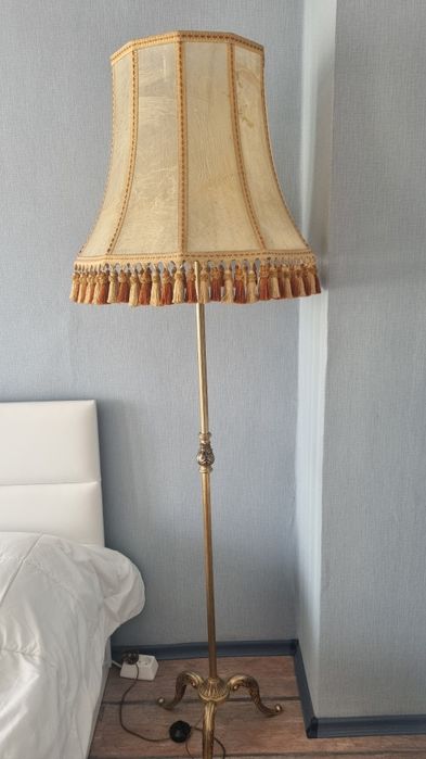 Френски лампион уникат