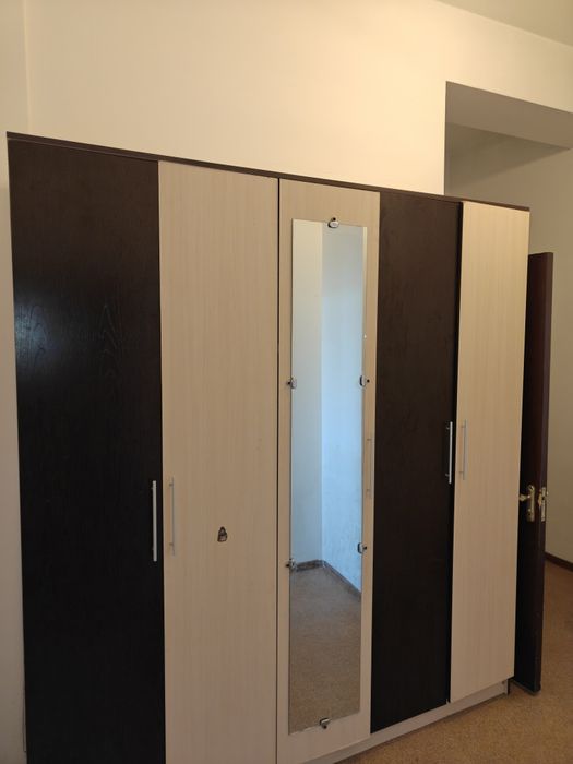 продается!!!кухонный гарнитур и шкаф для одежды