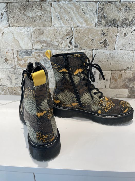 Дамски зимни боти