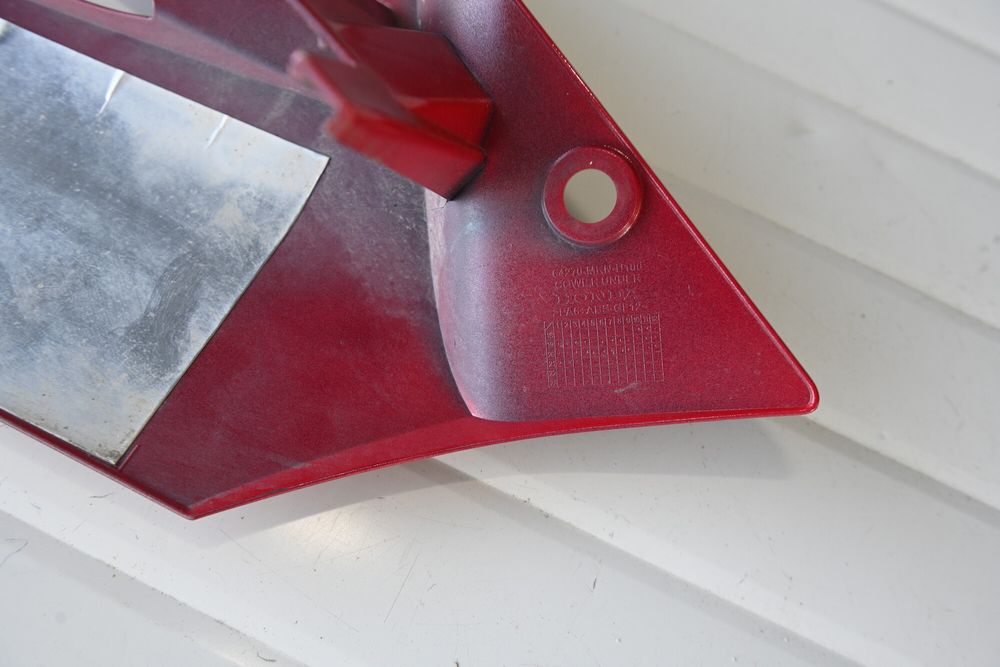 Honda CBR 650 R 21 - 22 Carena inferioara lateral stanga