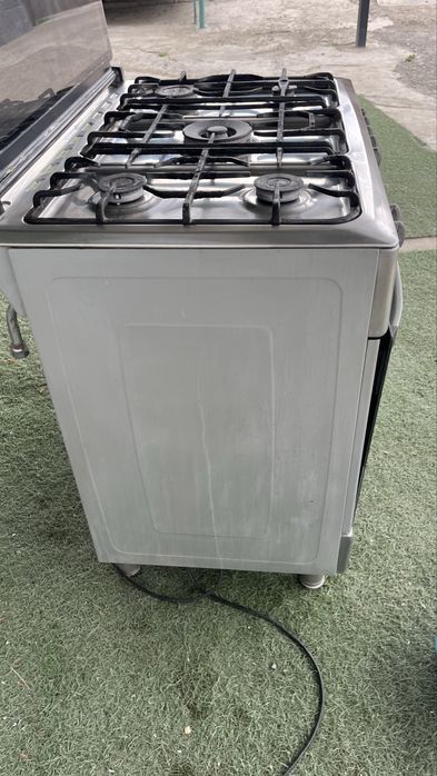 Газ плита + вытяжка