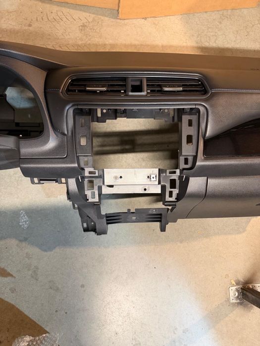 Plansa bord nissan leaf