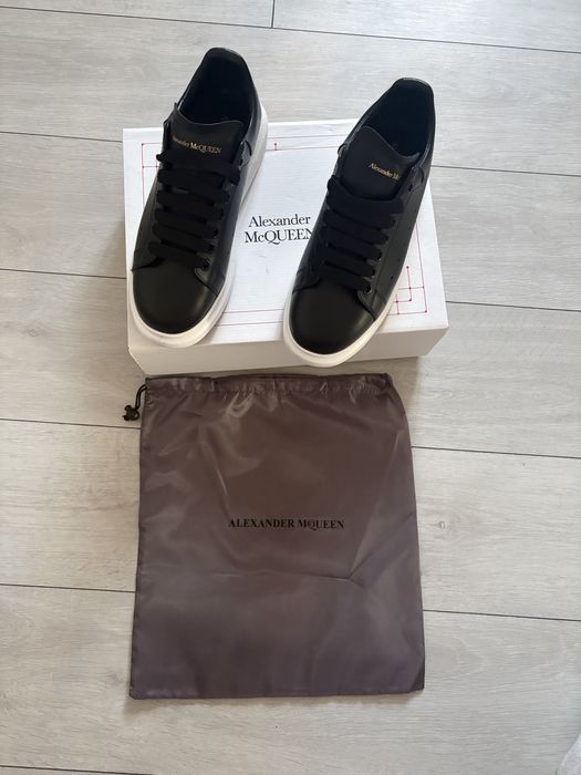 Adidasi Alexander McQueen