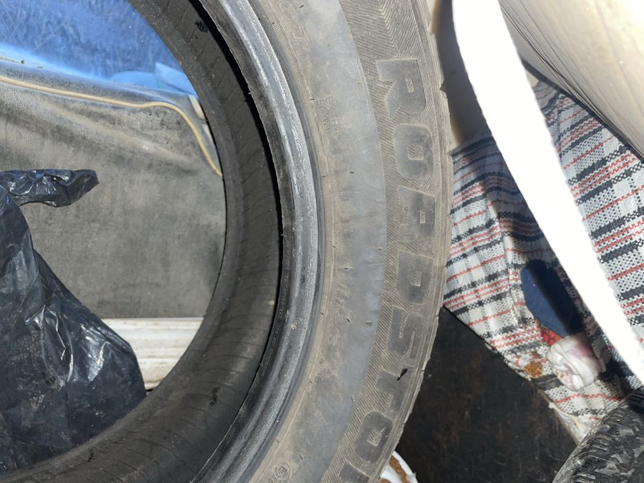 Продам шины от лексус 570