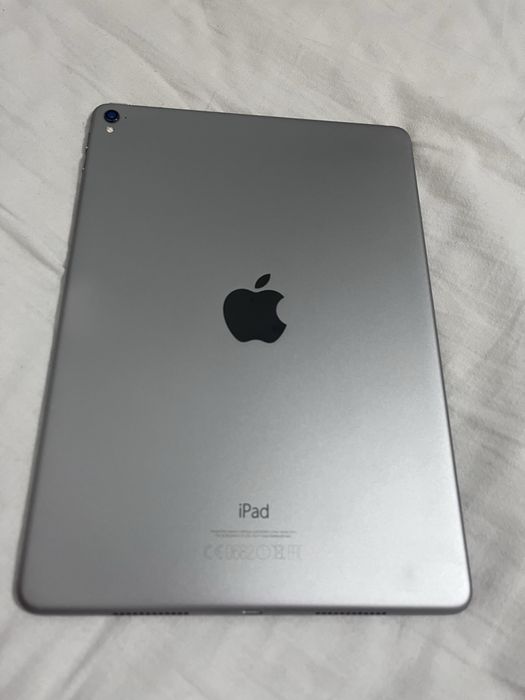Apple iPad Pro 9.7” 32GB Wi-Fi – Funcționează perfect