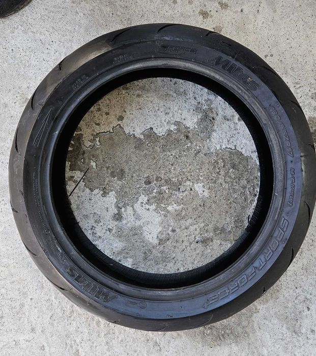 Cauciucuri Moto 180/55/R17 (Montaj)