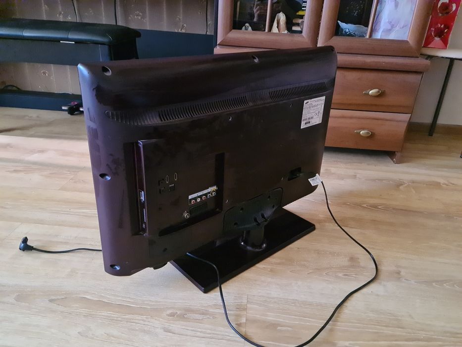 Продам LED телевизор Samsung